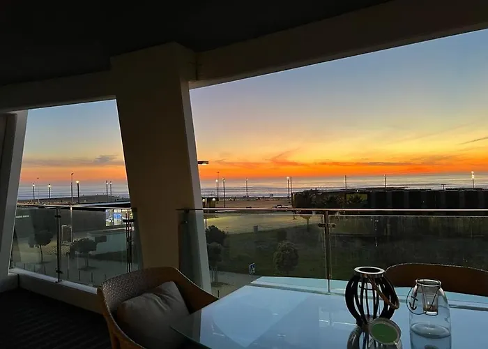 Luxury Plazza Sea View Costa de Caparica