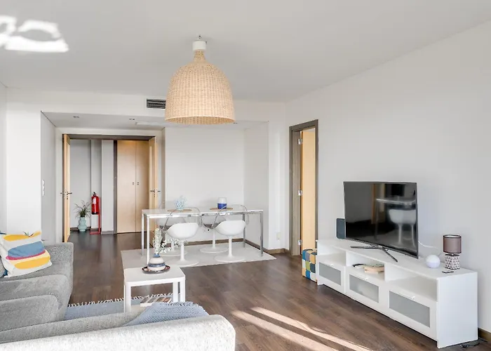Luxury Plazza Sea View Costa de Caparica