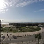度假居 Luxury Plazza Sea View *