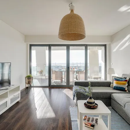 Luxury Plazza Sea View Hébergement de vacances